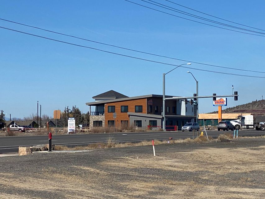 2036 NW Canal Blvd, Redmond, OR 97756